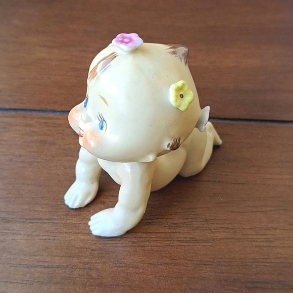 Vintage Nippon Japan Porcelain Kewpie Doll Blue Eyed Crawling Piano Baby Kitsch - Picture 3 of 8